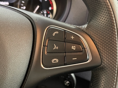 Mercedes-Benz Vito 114 CDI kompakt Würth-Regale R.Cam PDC DAB