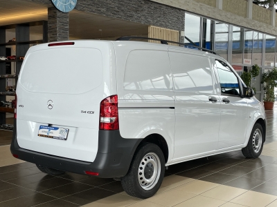 Mercedes-Benz Vito 114 CDI kompakt Würth-Regale R.Cam PDC DAB