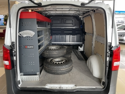 Mercedes-Benz Vito 114 CDI kompakt Würth-Regale R.Cam PDC DAB