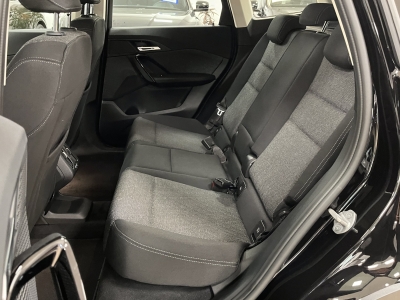 BMW iX1 30 xDrive*LED*Navi*R-Cam*CarPlay*SHZ*Curved*