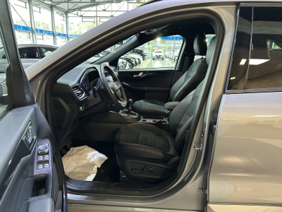Ford Kuga ST-Line X*AHK*HUD*R-Cam*ACC*LED*Navigation*