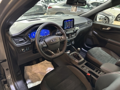 Ford Kuga ST-Line X*AHK*HUD*R-Cam*ACC*LED*Navigation*