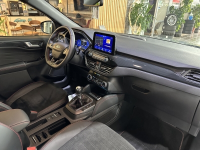 Ford Kuga ST-Line X*AHK*HUD*R-Cam*ACC*LED*Navigation*