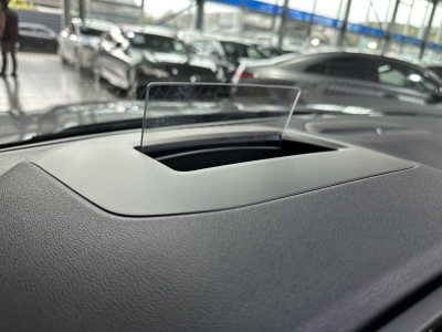 Ford Kuga ST-Line X*AHK*HUD*R-Cam*ACC*LED*Navigation*