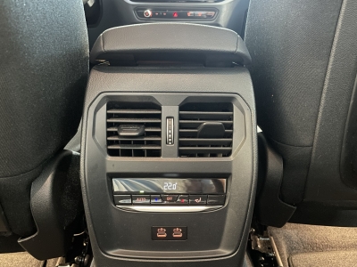 BMW 320 d*LED*Curved*CarPlay*Navi*ACC*SHZ*BMW-Live*