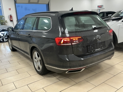 VW Passat GTE*LED*AHK*Navi*KeyLess*ACC*CarPlay*SHZ*