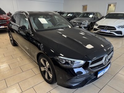 Mercedes-Benz C 200 T Navi*SHZ*CarPlay*R-Cam*AHK*Leder*ACC*1H*