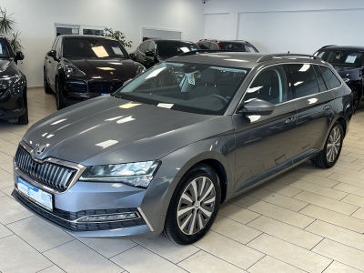 Skoda Superb Ambition iV*LED*Navi*AHK*ACC*CarPlay*SHZ*
