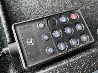 Mercedes-Benz Econic 2633 PLATZ Mülltonnenwaschanlage