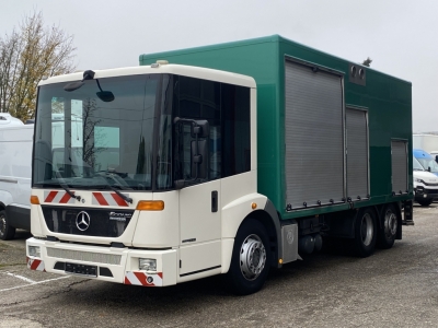 Mercedes-Benz Econic 2633 PLATZ Mülltonnenwaschanlage