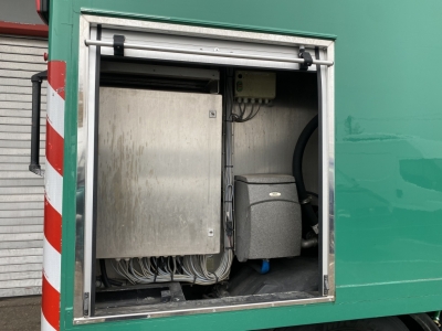 Mercedes-Benz Econic 2633 PLATZ Mülltonnenwaschanlage