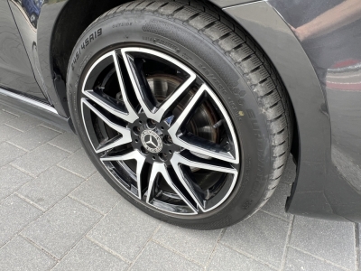 Mercedes-Benz V 300 d AVANTGARDE AMG line kompakt Burmester