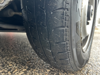 Nissan NV200 Pro Heckt&uuml;ren 180&deg; Schiebet&uuml;r rechts 