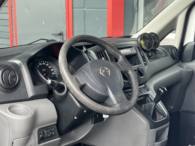Nissan NV200 Pro Heckt&uuml;ren 180&deg; Schiebet&uuml;r rechts 