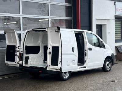 Nissan NV200 Pro Heckt&uuml;ren 180&deg; Schiebet&uuml;r rechts 
