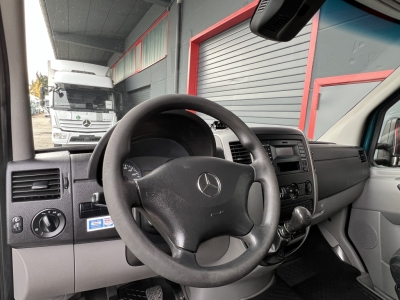 Mercedes-Benz Sprinter 516 CDI MAXI DoKa 6-Sitzer AHK 3,6m P+P