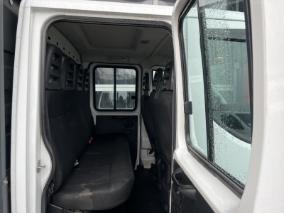 IVECO Daily 35S13 Doppelkabine 140&acute;tkm AHK 7-Sitzer 