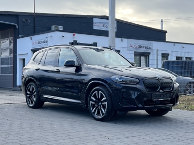 BMW iX3 M Sport BlackLine Panorama PDC 