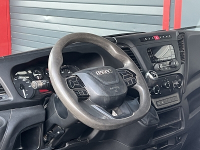 IVECO Daily 35S16 DoKa Klima AHK 7-Sitzer Start/Stop 