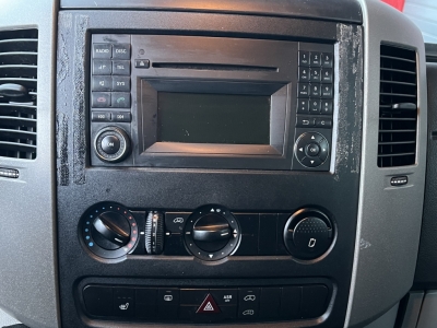 Mercedes-Benz Sprinter 516 CDI K&uuml;hlschrank Zuheizer 230V 4,3m