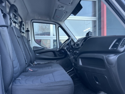 IVECO Daily 35S12 3,1m Koffer LBW B&Auml;R Kamera 3-Sitz