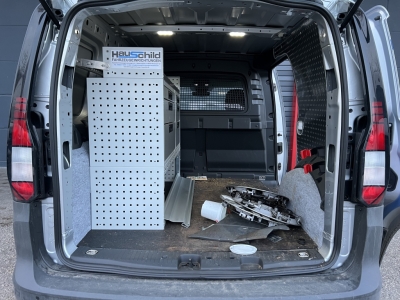 VW Caddy 2.0 TDI Basis 4x4 ACC Spurhalte Airbag OK