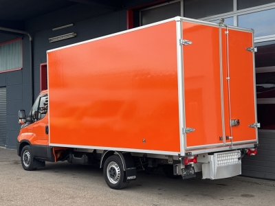 IVECO Daily 35S14A Hi-Matic Klima 4,35m Portalt&uuml;ren