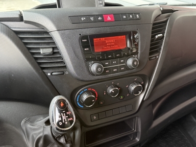 IVECO Daily 35S14A Hi-Matic Klima 4,35m Portalt&uuml;ren