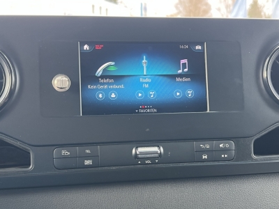 Mercedes-Benz Sprinter 516 CDI UltraMaxi XXL MBUX AHK Kamera 