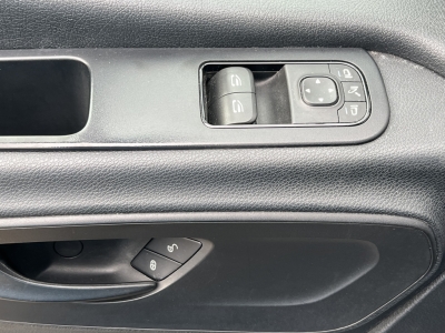 Mercedes-Benz Sprinter 516 CDI UltraMaxi XXL MBUX AHK Kamera 