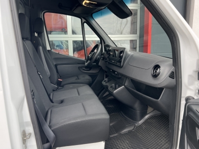 Mercedes-Benz Sprinter 516 CDI UltraMaxi XXL MBUX AHK Kamera 