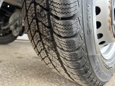 IVECO Daily 35S14A MAXI HiMatic Klima 4,35m Plattform
