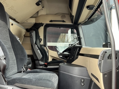 Mercedes-Benz Actros 2551 6X2 Lenkachse Volumen BDF Retarder