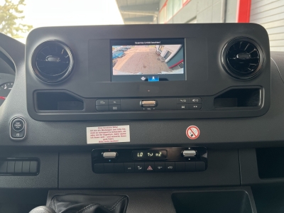 Mercedes-Benz Sprinter 315 CDI 4,4m Koff+LBW Klima Kamera MBUX
