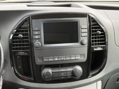 Mercedes-Benz Vito 119 Mixto 4x4 Klima Kamera Navi 4 SitzerPDC