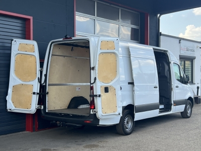 Mercedes-Benz Sprinter 319 CDI MAXI Tempomat  Klima MBUX Navi