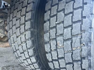 Mercedes-Benz Vario 816D DOKA 7-Sitze 3-S-Kipp AHK Motorbremse