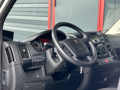 Peugeot Boxer L3H2 Pro BlueHDi Navi Kamera 3-Sitzer 