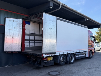 MAN TGX 26.480 XXL Euro6  Retarder 7,28m Festaufbau!