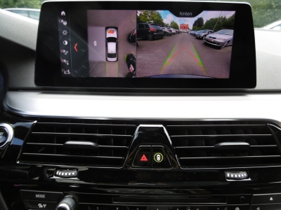 BMW 520 dA Touring Sport Line HUD LED Leder Nav Pano
