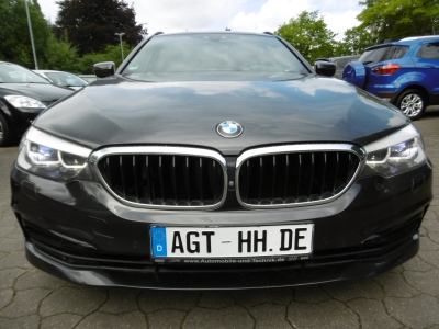 BMW 520 dA Touring Sport Line HUD LED Leder Nav Pano