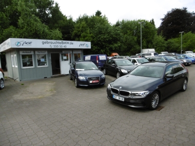 BMW 520 dA Touring Sport Line HUD LED Leder Nav Pano