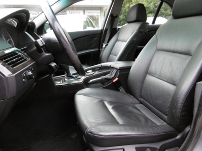 BMW 525 i Aut. Leder Xenon EGSD Tempomat Sitzhzg.PDC