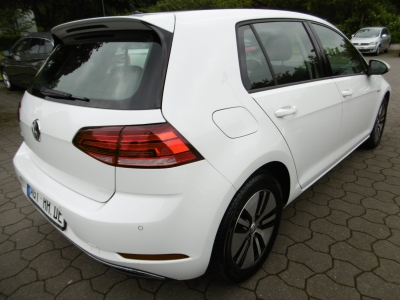 VW Golf e-Golf Wärmepumpe ACC CCS Kamera Navi PDC