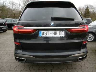 BMW X7 M50d Black Sapphire VOLL
