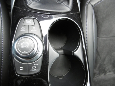 Infiniti Q30 1.5d LUXE Nav LED Alcantara Keyless CAM PDC 