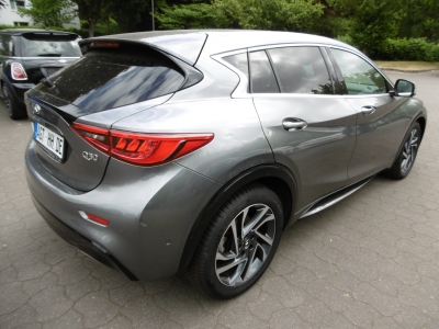 Infiniti Q30 1.5d LUXE Nav LED Alcantara Keyless CAM PDC 