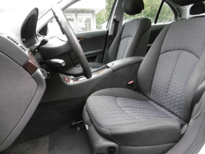 Mercedes-Benz E 200 Kompressor Automatik Klima Schiebedach