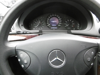 Mercedes-Benz E 200 Kompressor Automatik Klima Schiebedach