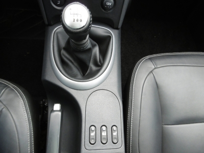 Nissan Qashqai 2.0  Tekna Leder Xenon Panoramadach PDC